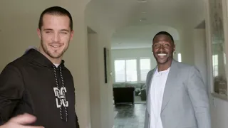 Antonio Brown surprises Derek Carr with a visit