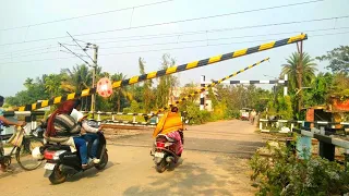 Struggle To Close Rail Gate | Repeatedly Request Gate man | Intercity Fourious Skip