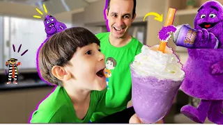 FIZ o MILKSHAKE e o GRIMACE APARECEU na MINHA CASA 😱  (GRIMACESHAKE) - HEITOR MOREIRA HM