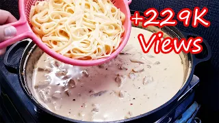 THIS IS ONE OF THE BEST WAY TO COOK CHICKEN AND PASTA!!! INCREDIBLY DELICIOUS CHICKEN ALFREDO!!!