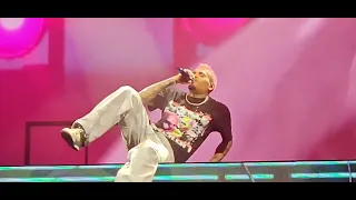 Chris Brown - With You (Under The Influence Tour - R.-W.-Arena OB - LIVE - 2023-02-28)
