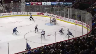 Gotta See It: Domi stopped by Markstrom’s old-school poke check