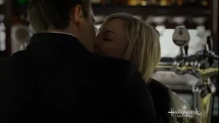 Laurel & Danny kiss | Love on the Sidelines