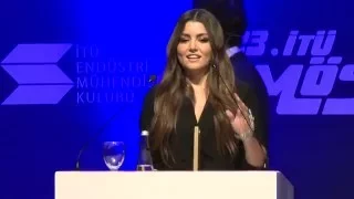 Hande Erçel'in  İtü Ödül Töreni full videosu HD