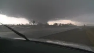 Tornado approaches Winterset, Iowa