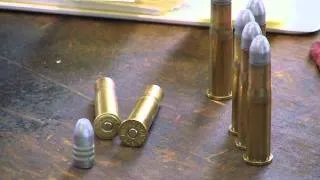 Reloading the 43 Spanish with smokeless powder