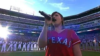 Kelly Clarkson performs the national anthem in Texas