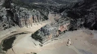 EL EMBALSE DE SANTOLEA VACÍADO PARA LACONSTRUCCIÓN DE LA NUEVA PRESA