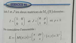 S.M: anneau commutatif unitaire de matrice, équation dans cet anneau.