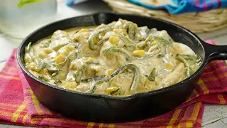 Rajas Poblanas Cremosas con Pollo