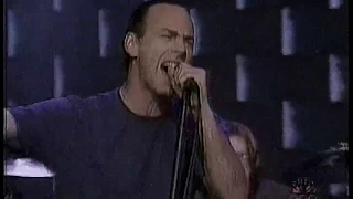 Bad Religion - Sorrow (live on Conan O'Brien)