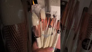 Beautiful gifted brush set from Eigshow Beauty! 💕🤩 Great quality and superrrr soft🥰🥰