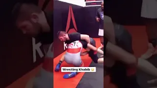 What its like to wrestle Khabib 😤