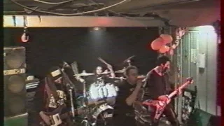 THE VARUKERS Live Chez Emile (Rouen 1997)