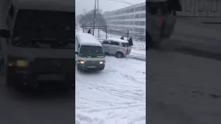 массовое столкновение на дороге. Владивосток (17.11.2017)
