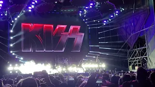 Kiss - Lick It Up (Campo Argentino de Polo, Buenos Aires, 23.04.22) 4K