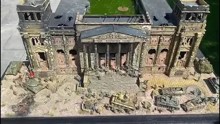 WW2 1:72 scale German reichstag battle of Berlin 1945 diorama, fantastic detail.