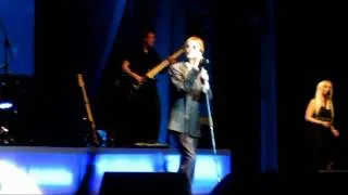 Robin Gibb - How Deep Is Your Love [Live in Warsaw 2011]