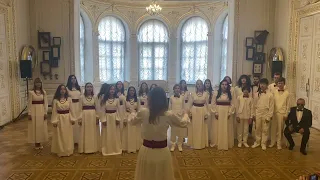 «В обіймах України» у виконанні українського хору FUSION SOUND