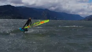 GORGE WINDFOILING 2023, GREG GLAZIER foiling on SLINGSHOT and GOYA WINDSURFING gear