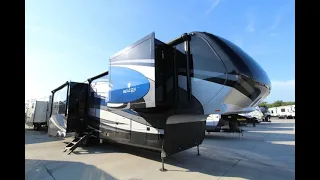 2019 VanLeigh RV Beacon 39RLB (Alvin, Texas)