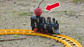 Main Petasan Asap Warna Warni Dengan Kereta Api Mainan | Berubah Jadi Kereta Uap