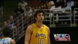 Andrew Bynum Cusses @ Sasha Vujacic.