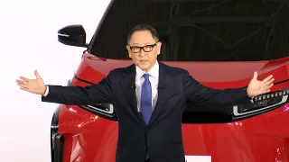 トヨタ、３０年にＥＶ３５０万台　電動化投資８兆円、販売目標引き上げ