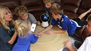 Jibo Robot – McClelland Family Unboxing!