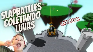 Experimentando as luvas no Mode SlapBatlles no Roblox