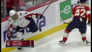 Alex Ovechkin lays Gustav Forsling with a big hit (15 nov 2022)