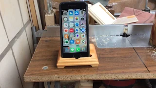 Подставка под смартфон из дерева своими руками /  Wooden stand for smartphone DIY