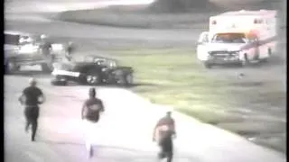 1980's Figure Eight Crash at Desoto Speedway