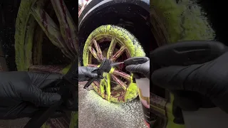 Detailing- How to DETAIL Your RIMS like a PRO DETAILER… #shorts #asmr #detailing
