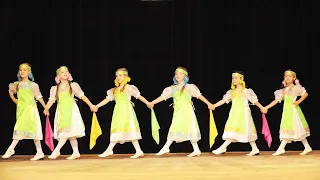 "Хоровод" танцуют дети 6 лет