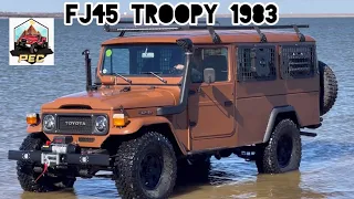 1983 Toyota Land Cruisers FJ45 Troopy ((Sold))