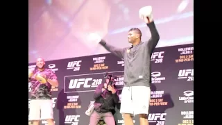 UFC 218 Open Workouts: Alistair Overeem Workout Highlights