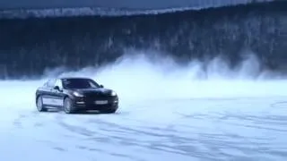 Porsche Panamera  на льду mp4