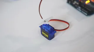 Kinetic Façade - Applying Motor + Arduino + Light sensor