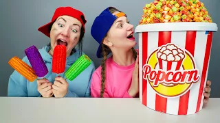 Mukbang Giant Color Popcorn 자이언트 팝콘 푸드 챌린지 by by Pico Pocky