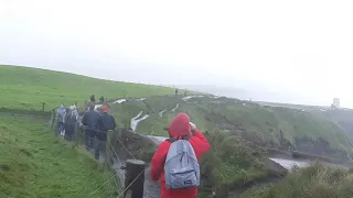 Moher Cliffs in rain. IRELAND,  Мохер скалы в дождь, Ирландия