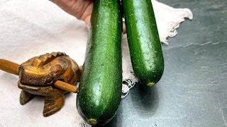 A friend from Spain taught me how to cook zucchini so delicious! ASMR.