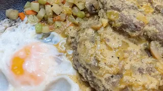 Lowcarb Beef Burger Steak in Sizzling Plate with Low carb Gravy