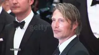 Mads Mikkelsen Blows Kisses at Cannes!