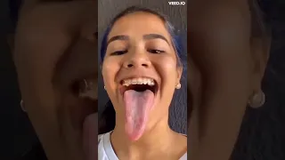 "Longest Tongue Ever!! 👅👀"