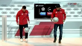 Neymar & messi juggling