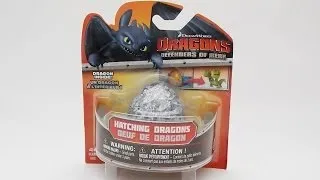 Dragons Defenders of Berk Surprise Hatching Dragon Opening