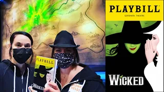 WICKED on Broadway! (curtain call & giveaway!) 💚