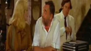 L'AFRICAIN - Catherine Deneuve&Philippe Noiret-11-Просто мир тесен