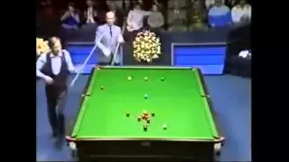 Alex Higgins unbelievebale 147 try (Almost)!! Fast playing at his best